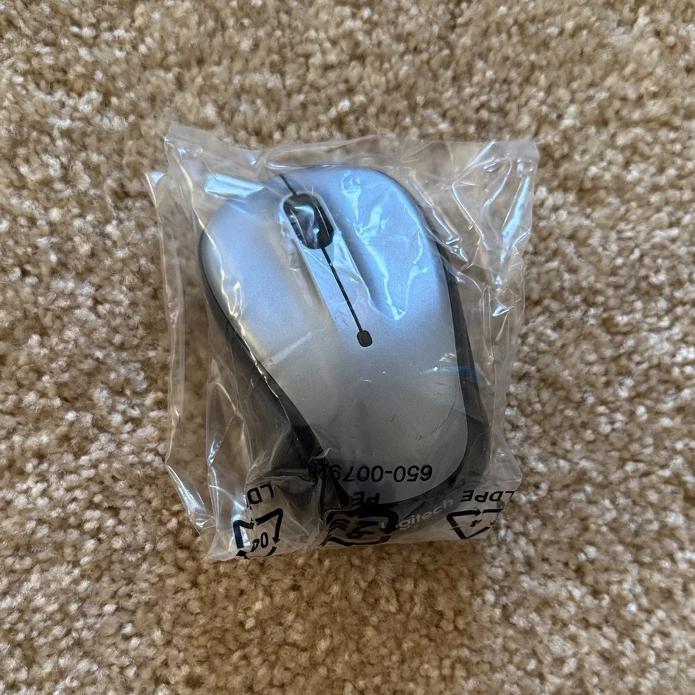 MK270 Wireless Keyboard and Mouse Combo